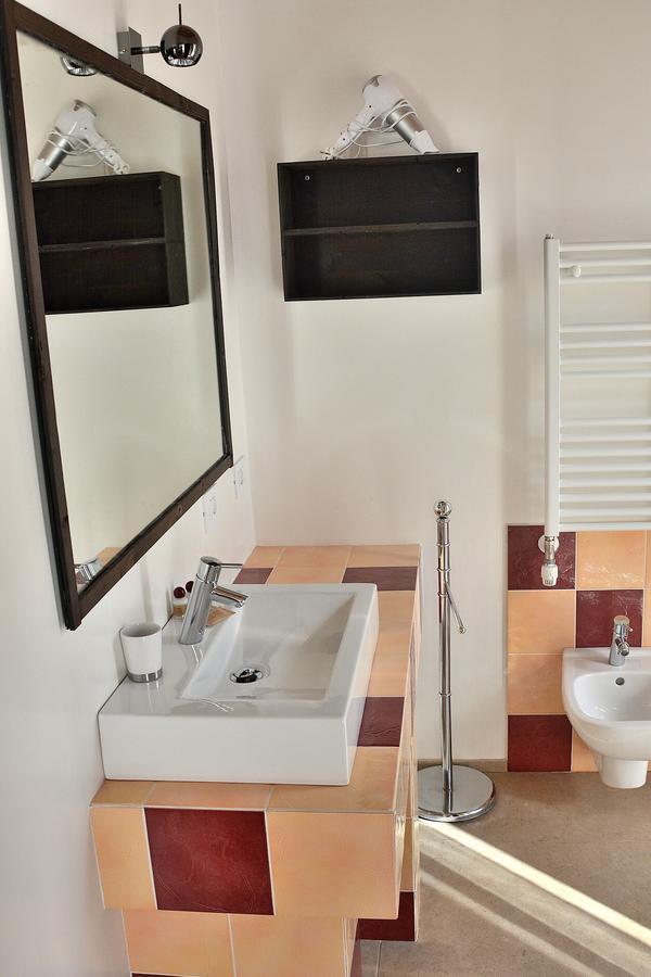 South Apartment With Pool Torri del Benaco Kültér fotó